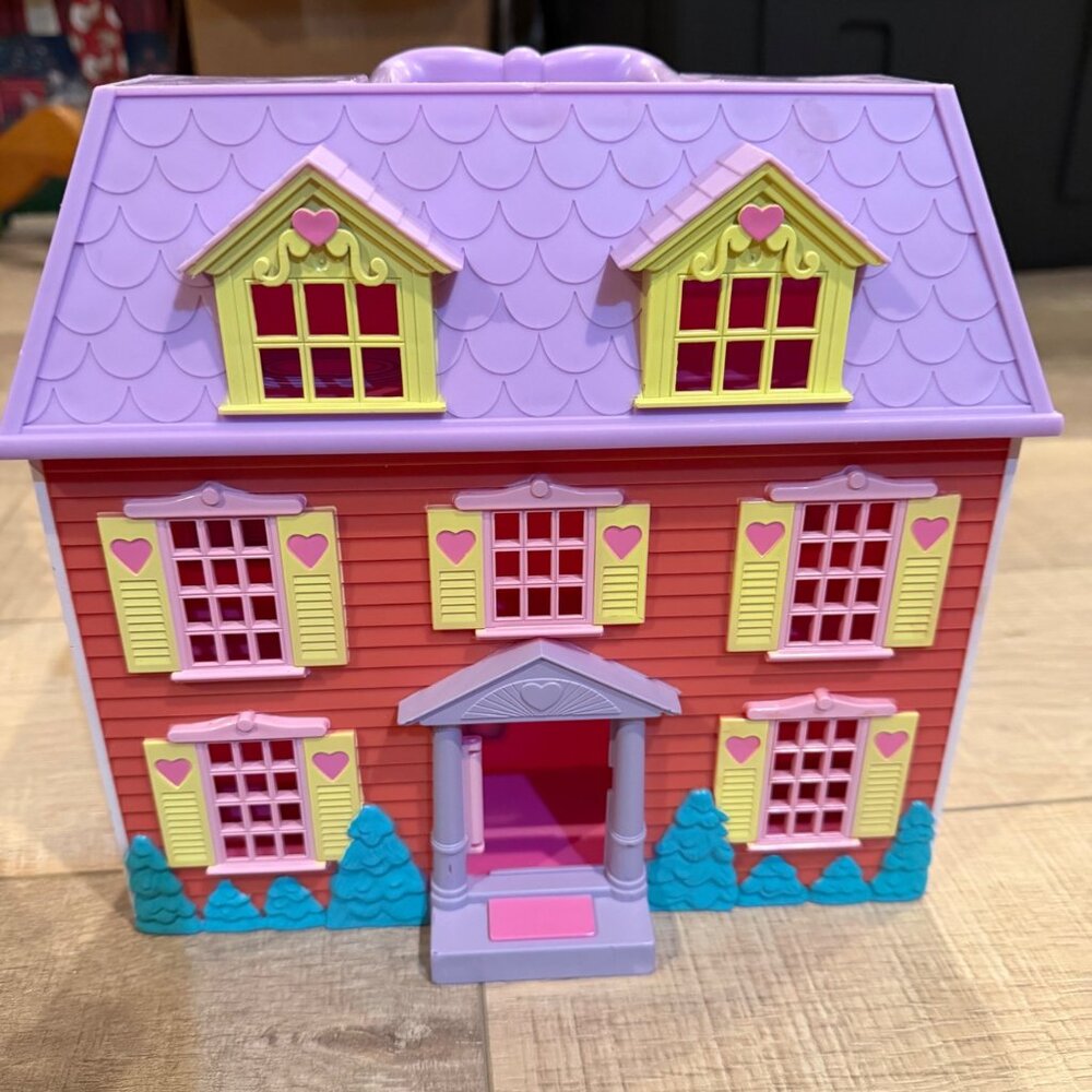 PUPPYVILLE MANOR PLAY HOUSE PUPPY IN MY POCKET HOUSE ONLY